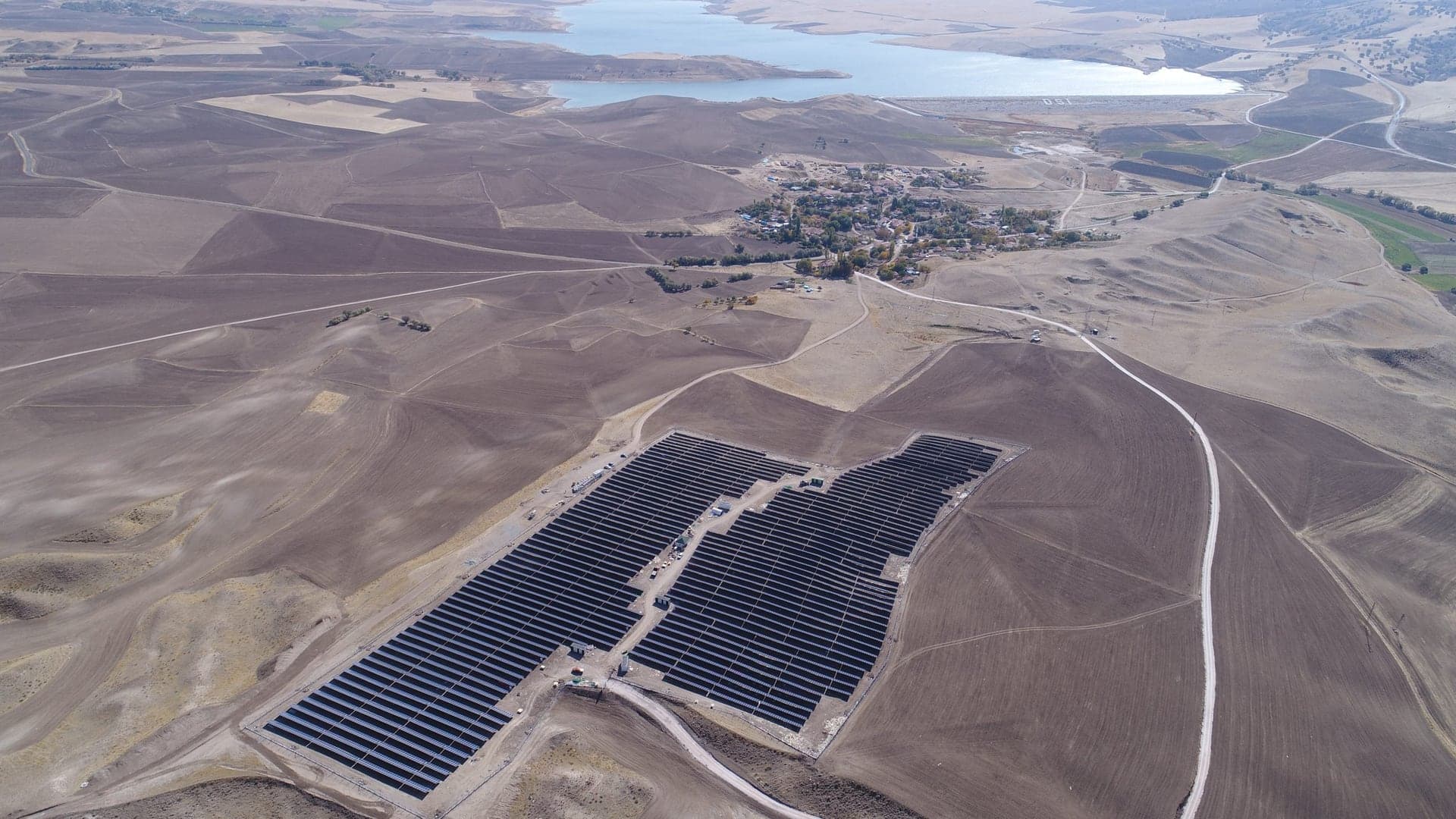 Ankara Şereflikoçhisar GES 4 MW referans görseli